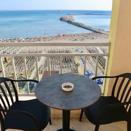 Dua Apartament *